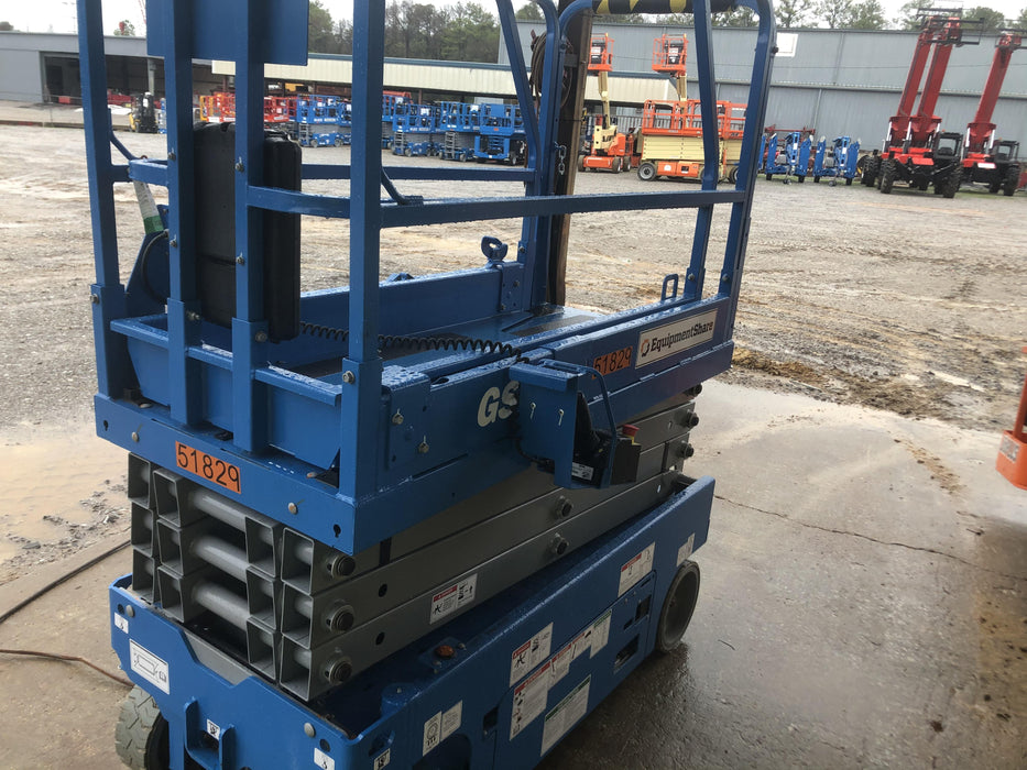 2019 Genie GS-1930 Fixed Rails with Chain Entry