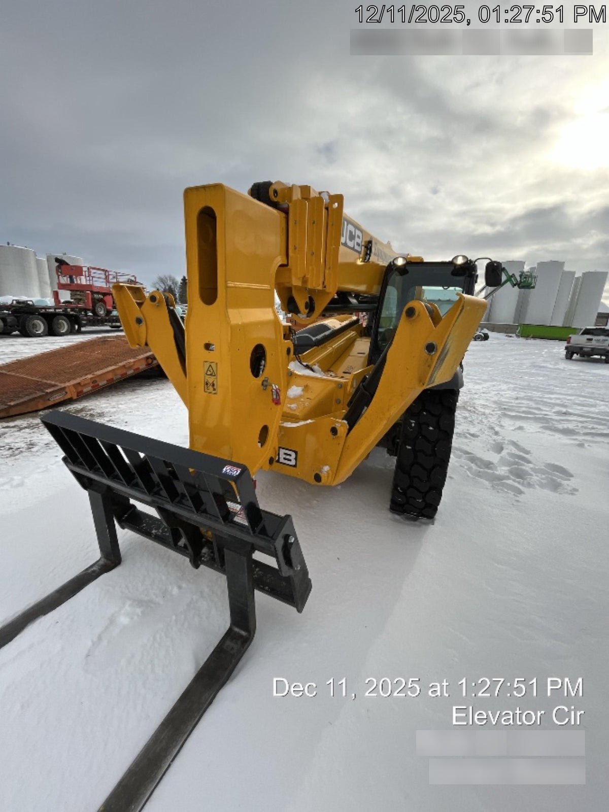 2025 JCB 512-56