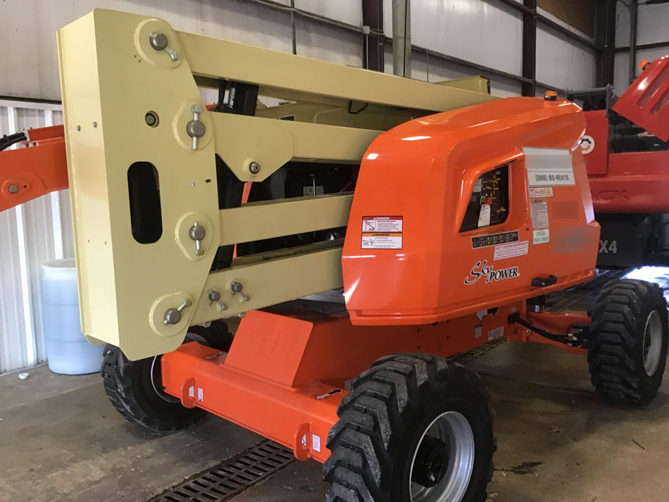 2019 JLG 450AJ
