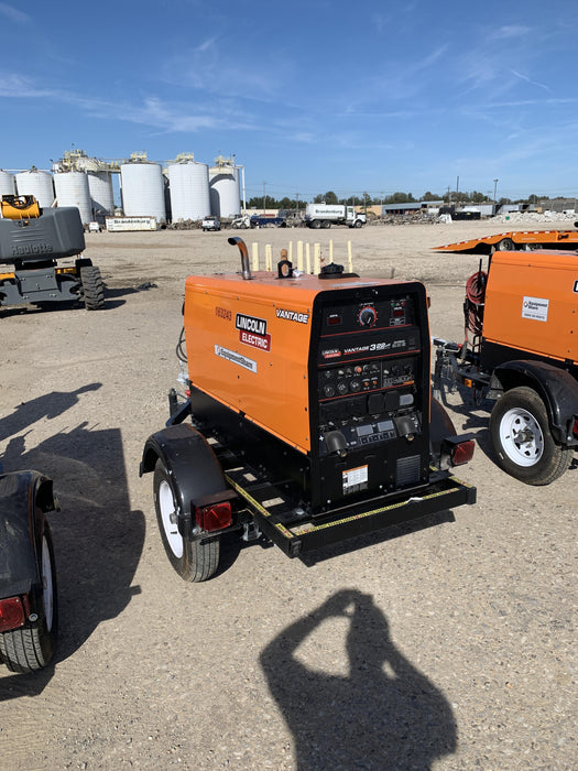 2021 Lincoln Electric Vantage 322 Vantage 322 Ready Pak 3 w/ Decals, ORANGE (includes trailer, cable rack, fender light kit) NO Telematics