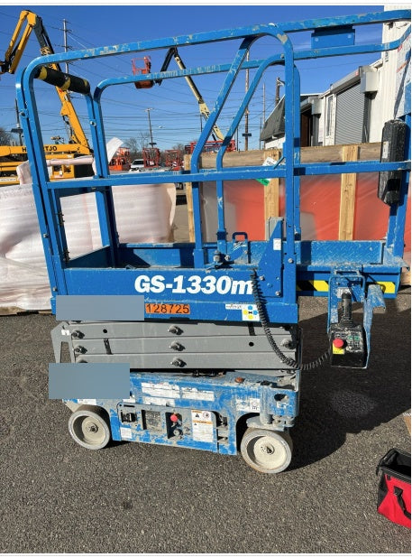 2021 GENIE GS-1330m