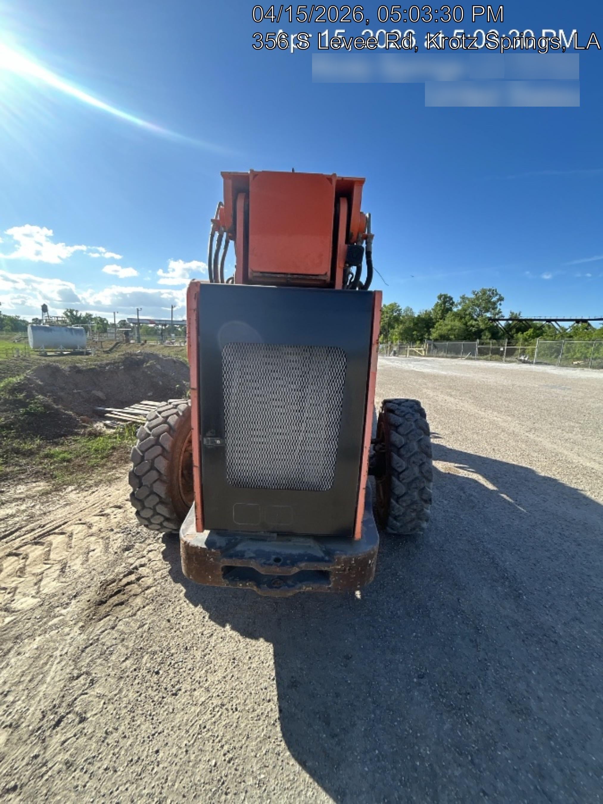 2016 JLG 8042