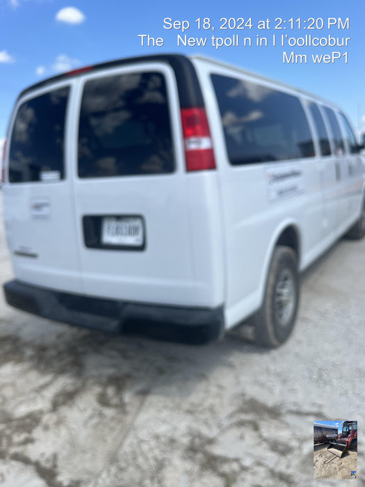 2023 CHEVROLET Express Van - Rental