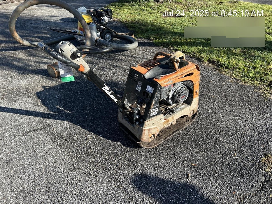 2023 Multiquip MVH158 Honda GX200, 17" Plate, Gas