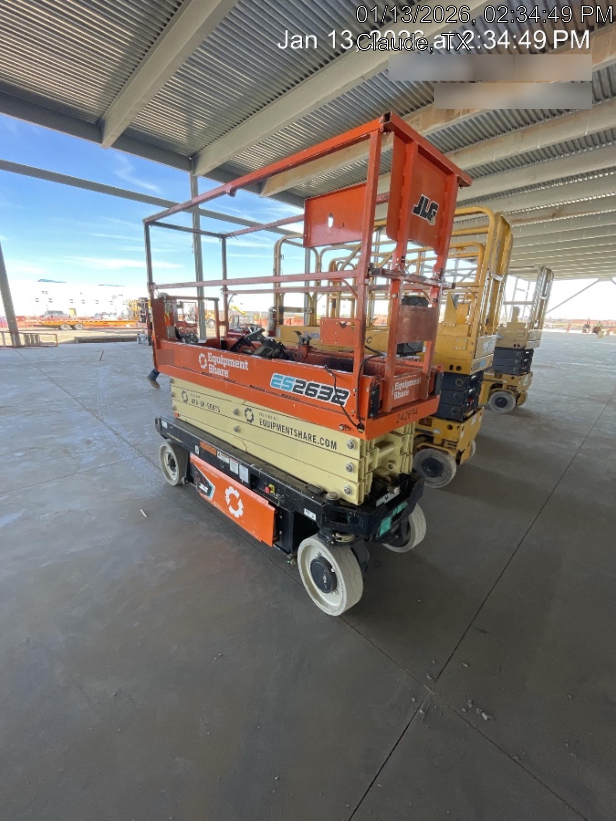 2022 JLG ES2632