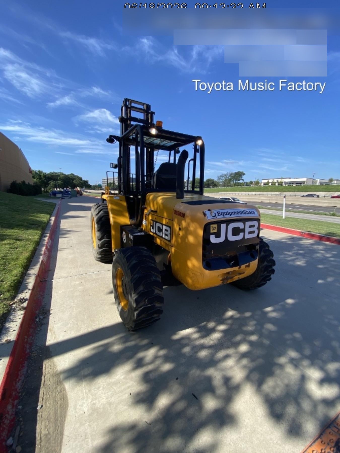 2023 JCB 930-4
