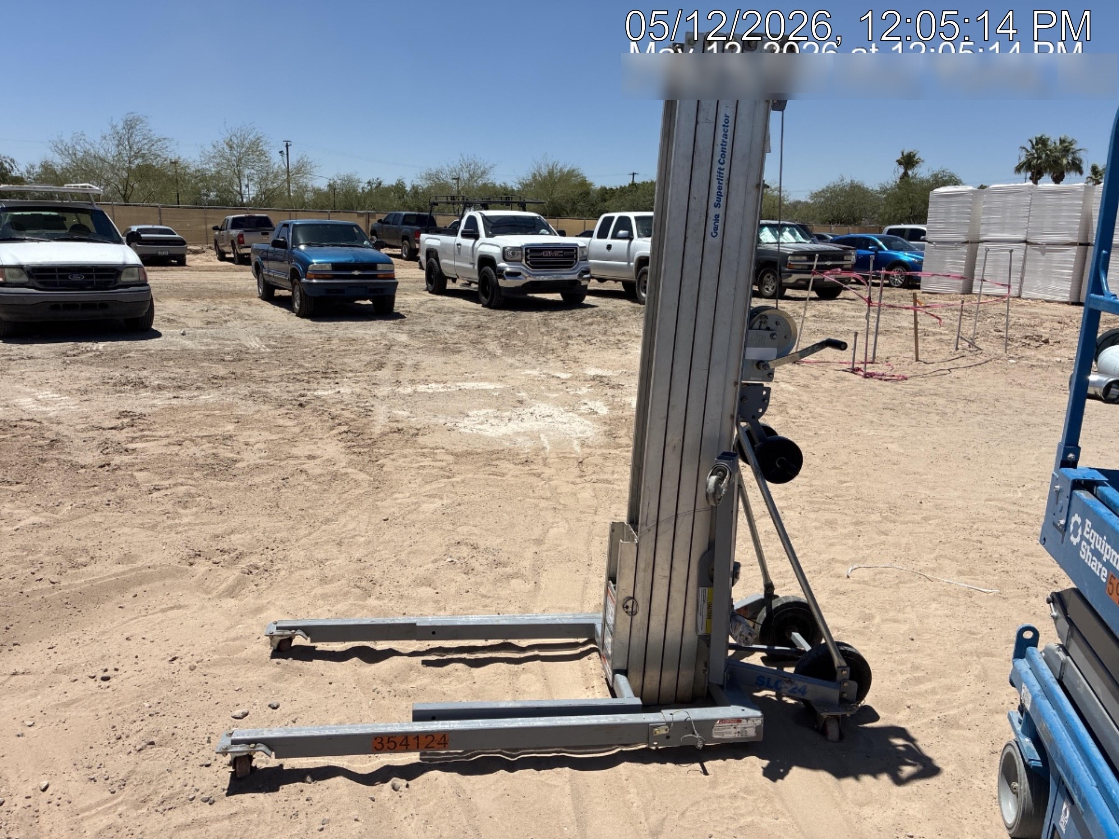 2023 GENIE SLC-24