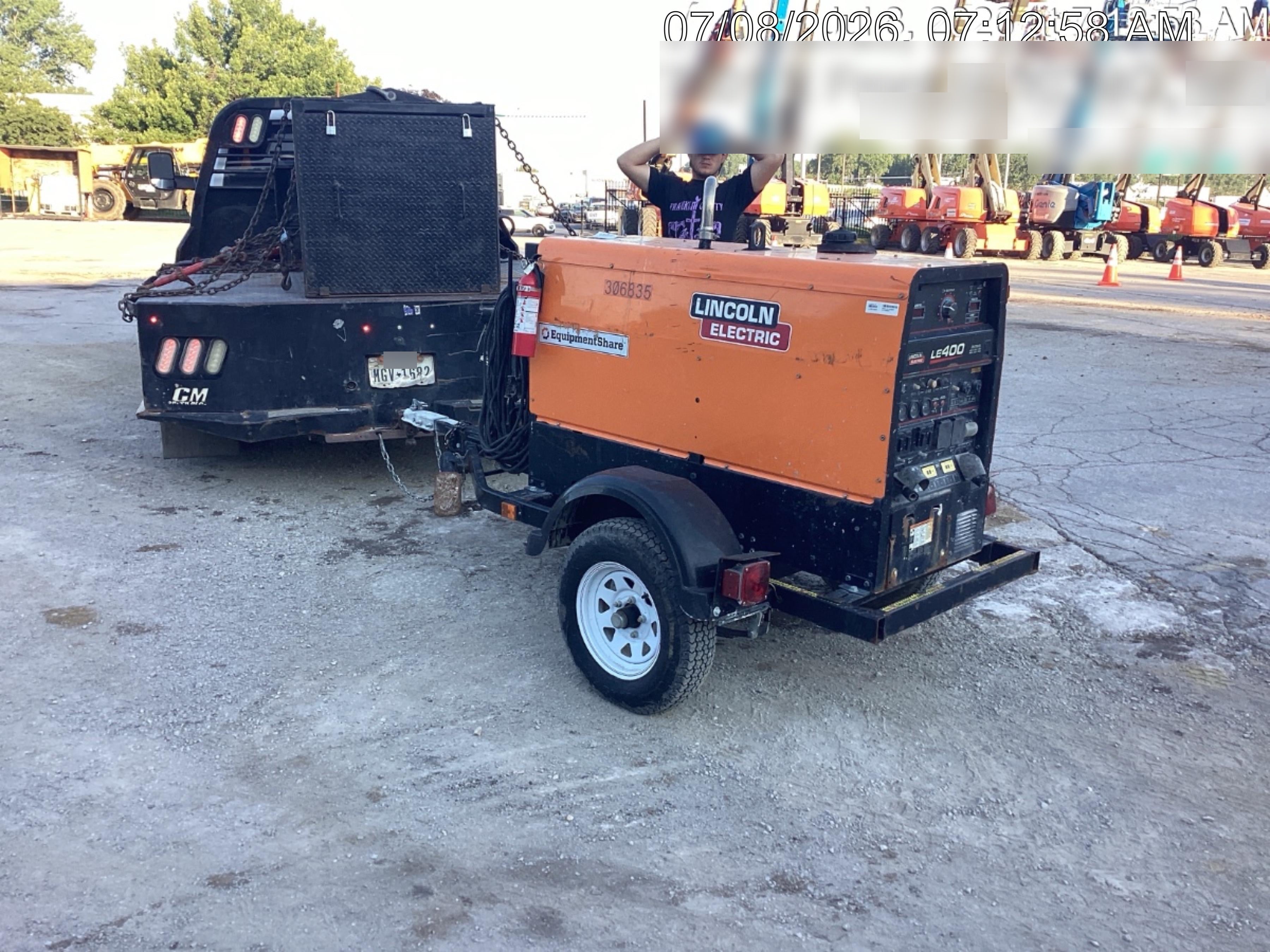 2023 Lincoln Electric LE400 Kubota V1505, Trlr, Cable Rack, Light Kit, ES Decals, T3