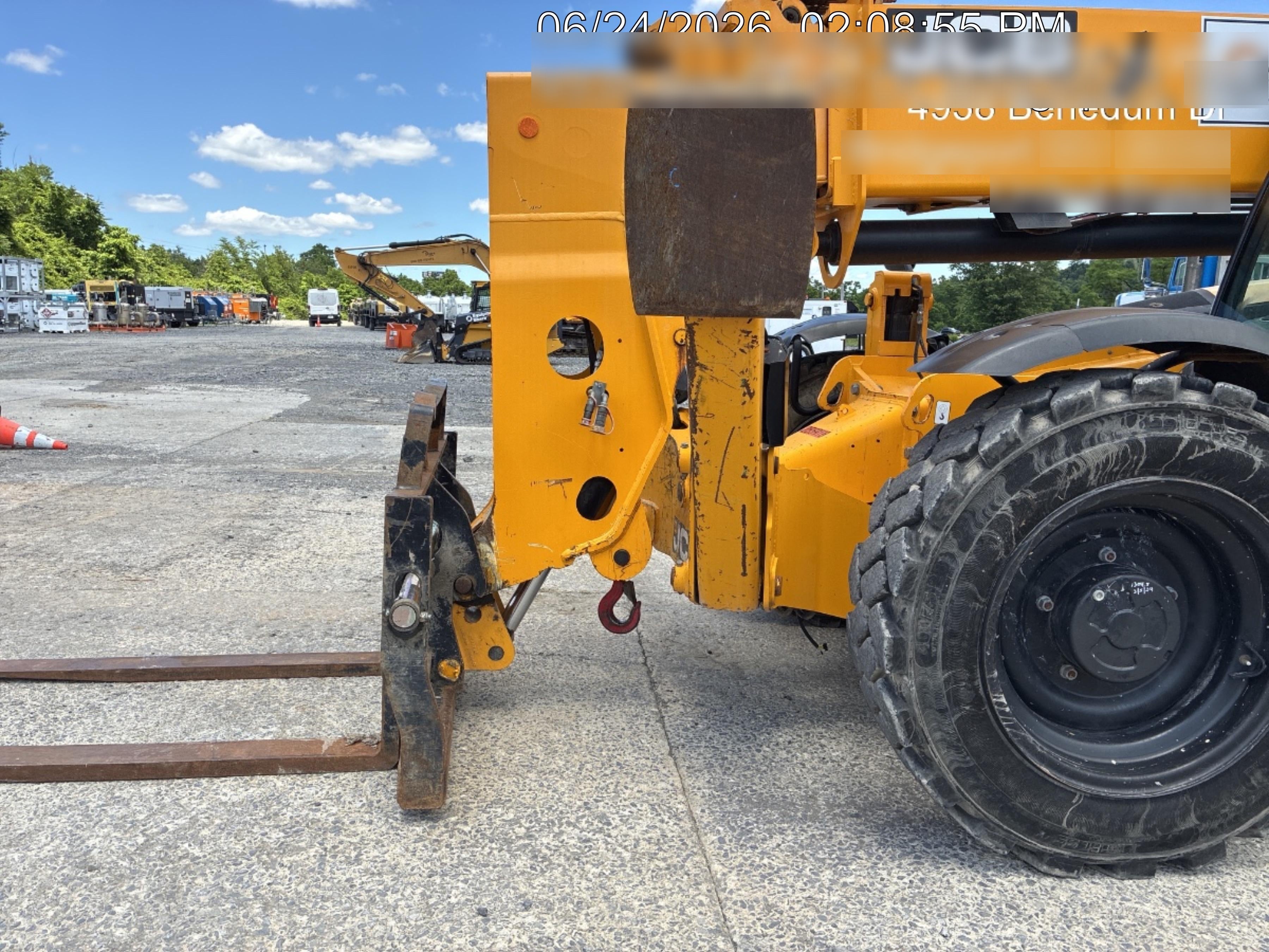 2022 JCB 512-56