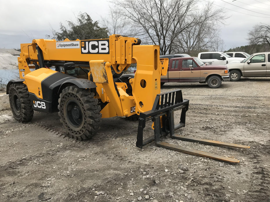 2019 JCB 510-56 Canopy, 74 HP, Solid Tires, STD Worklight, Beacon, Aux Hydraulics, Lifting Eye, Back up Alarm w/66" Carriage/60" Forks