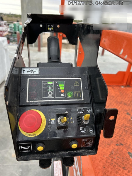 2025 JLG ES3246
