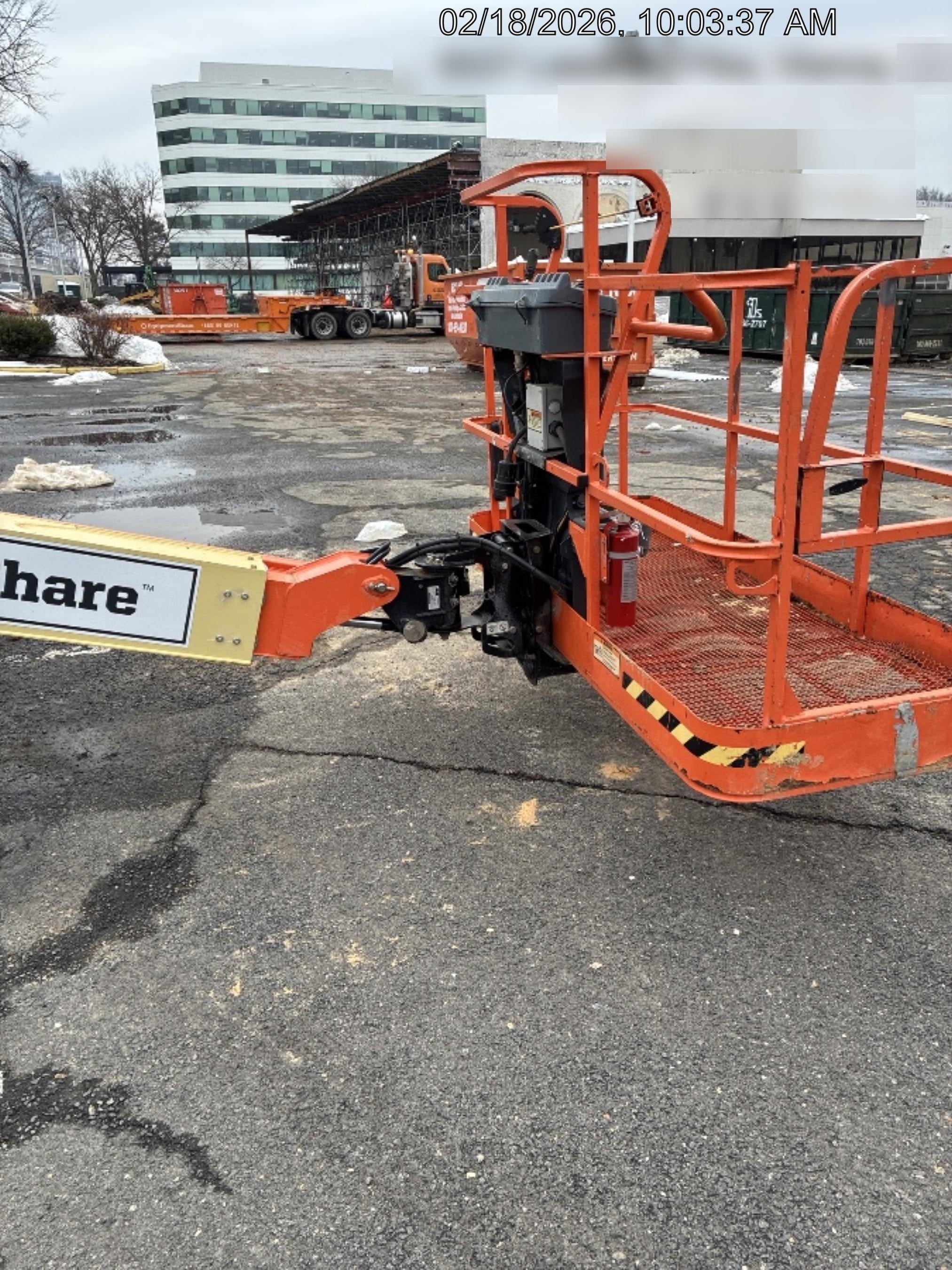 2021 JLG 400S