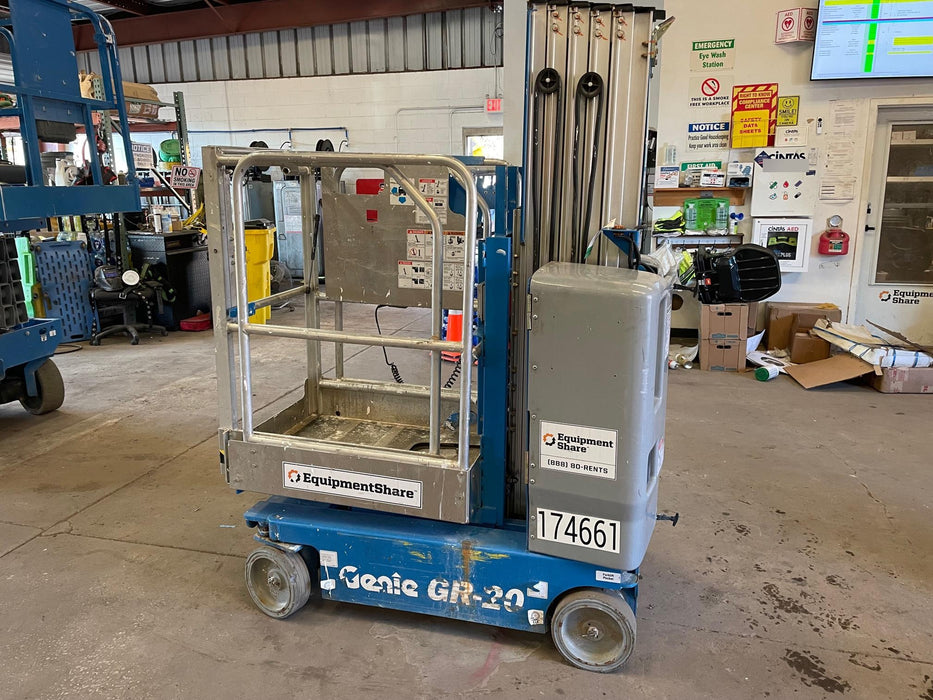 2021 GENIE GR-20