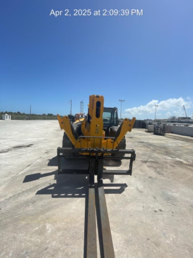 2025 JCB 512-56