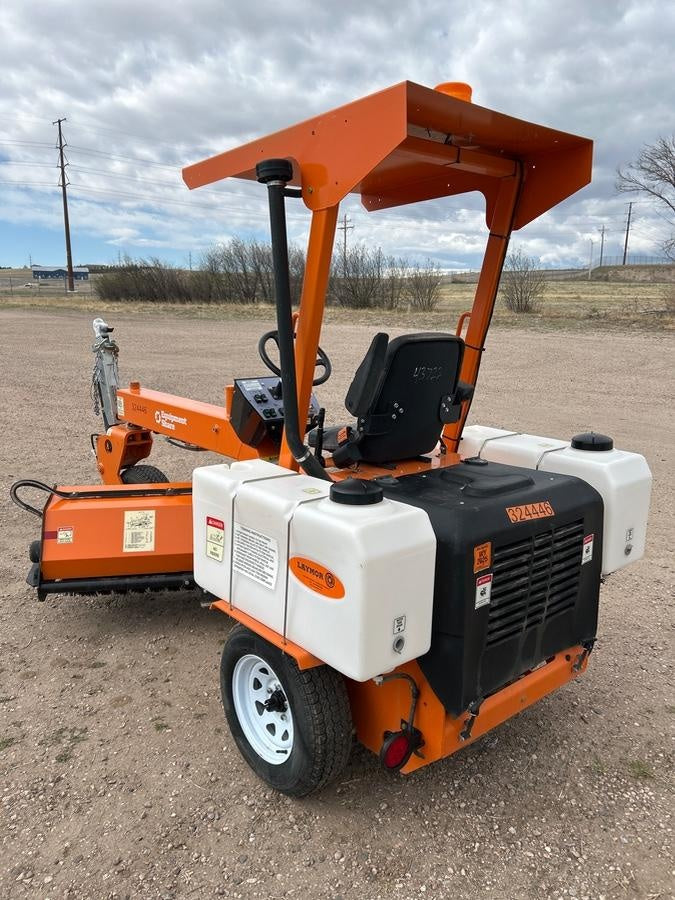 2023 LAYMOR SM-300