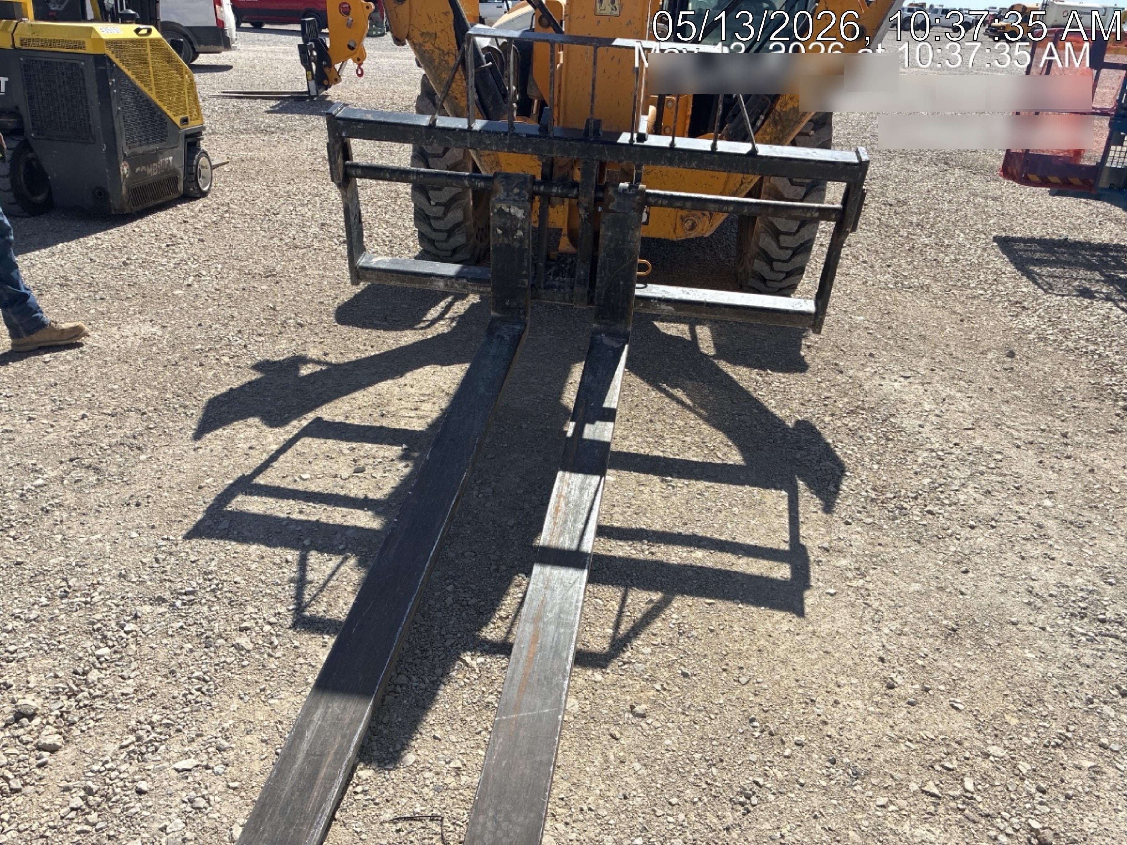2022 JCB 512-56
