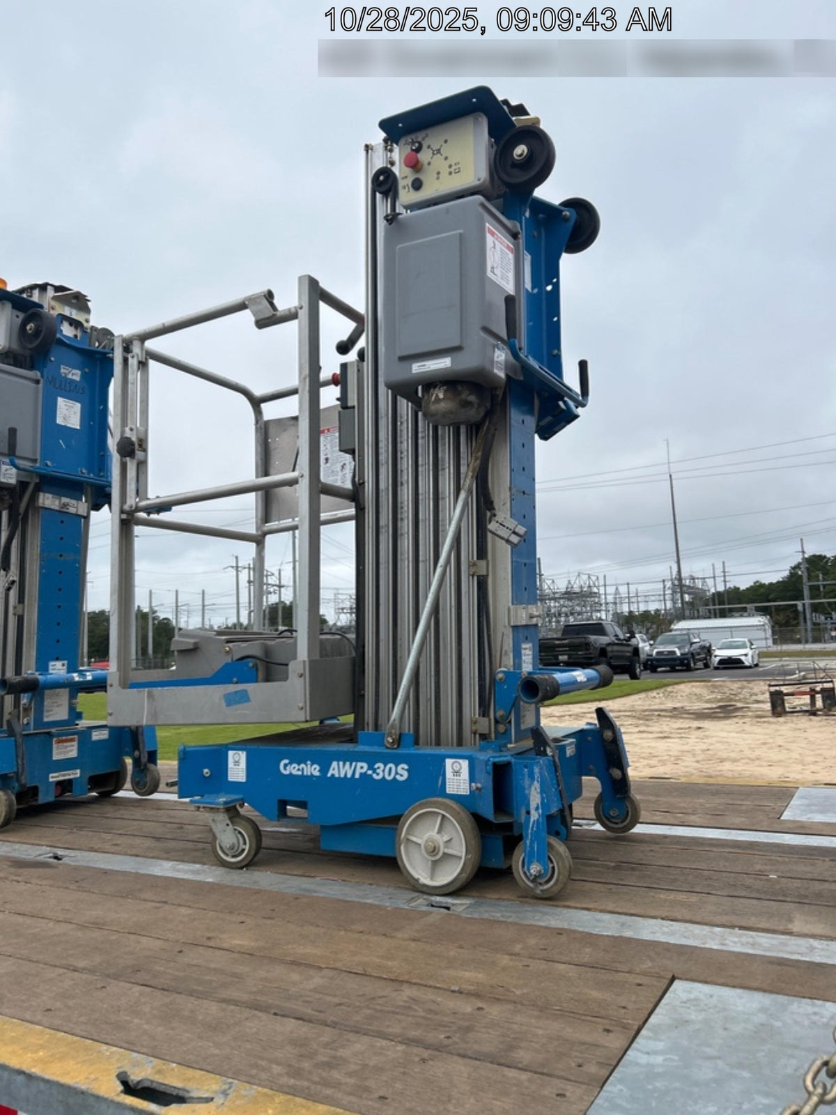 2019 GENIE AWP-30S