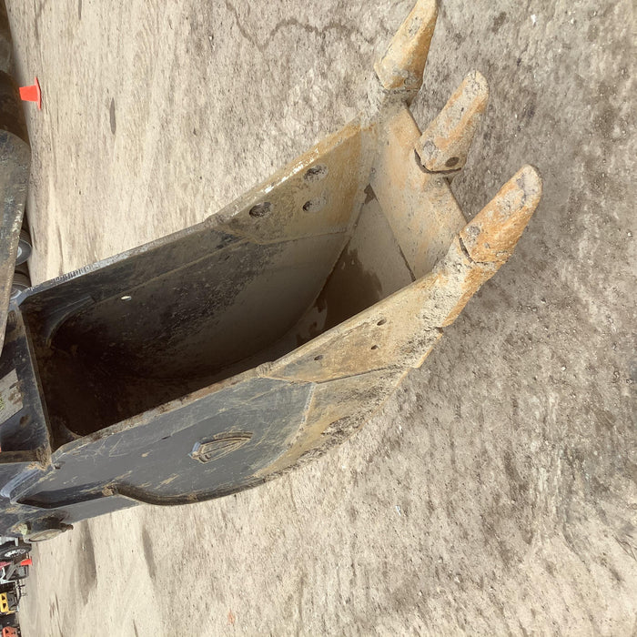 2020 PALADIN 18" Bucket, Mini Excavator - Paladin