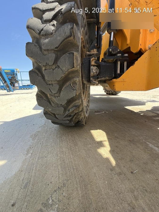 2019 JCB 510-56 Enclosed Cab, 74 HP, Solid Tires, Worklights, Beacon, Aux Hydraulics, Lifting Eye w/66" Carriage/60" Forks