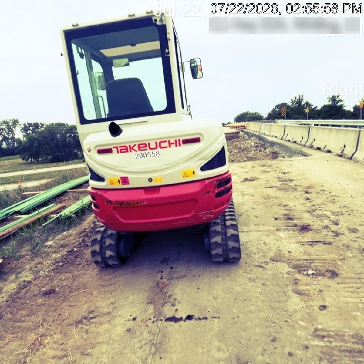 2022 TAKEUCHI TB235-2CR
