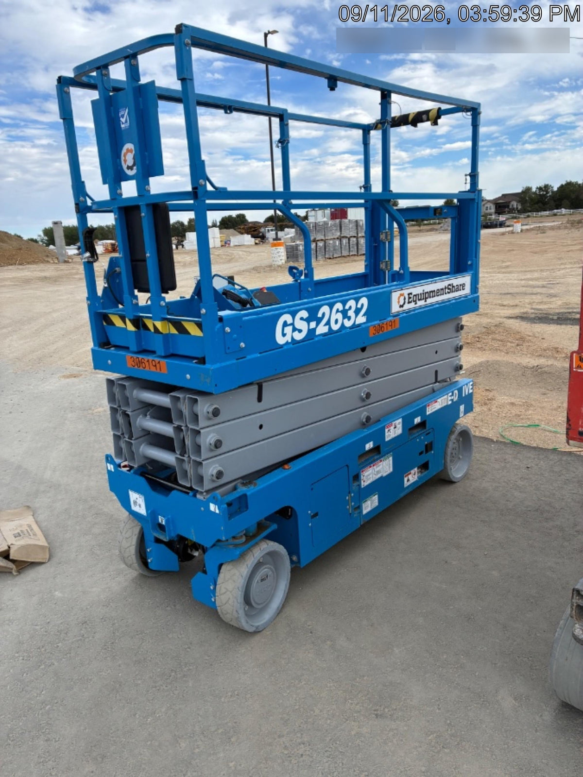 2023 GENIE GS-2632