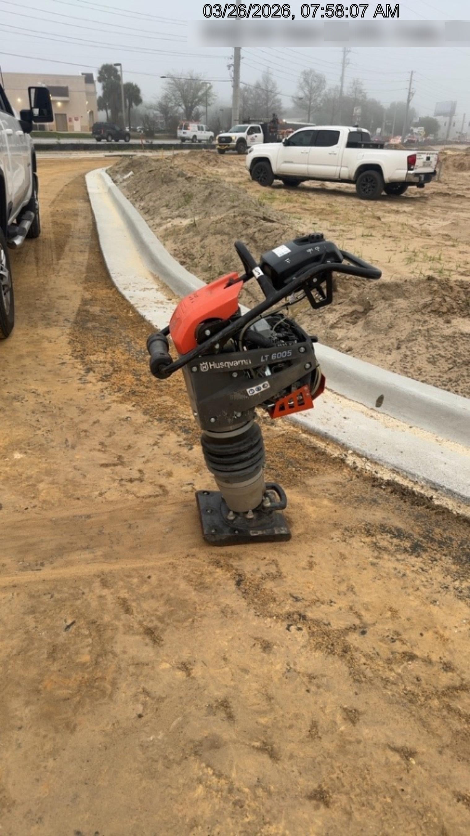 2025 HUSQVARNA LT6005