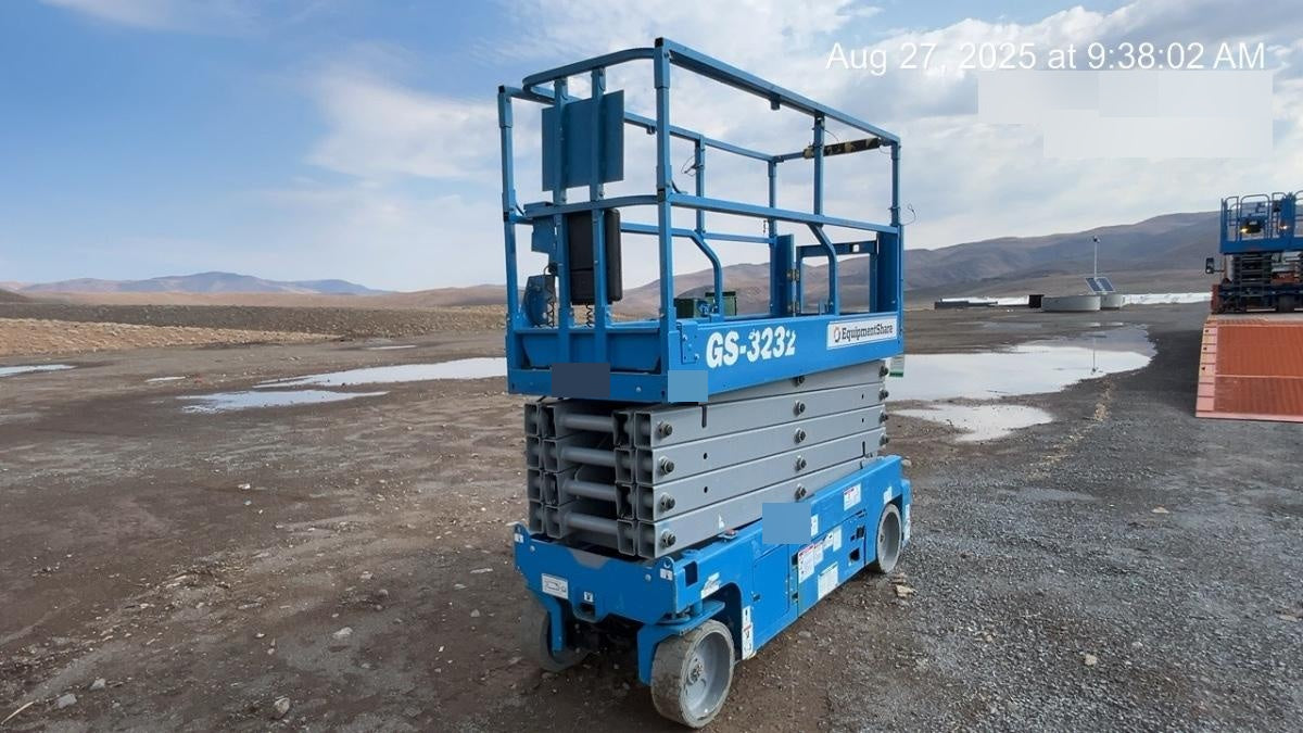 2019 Genie GS-3232 Standard Options