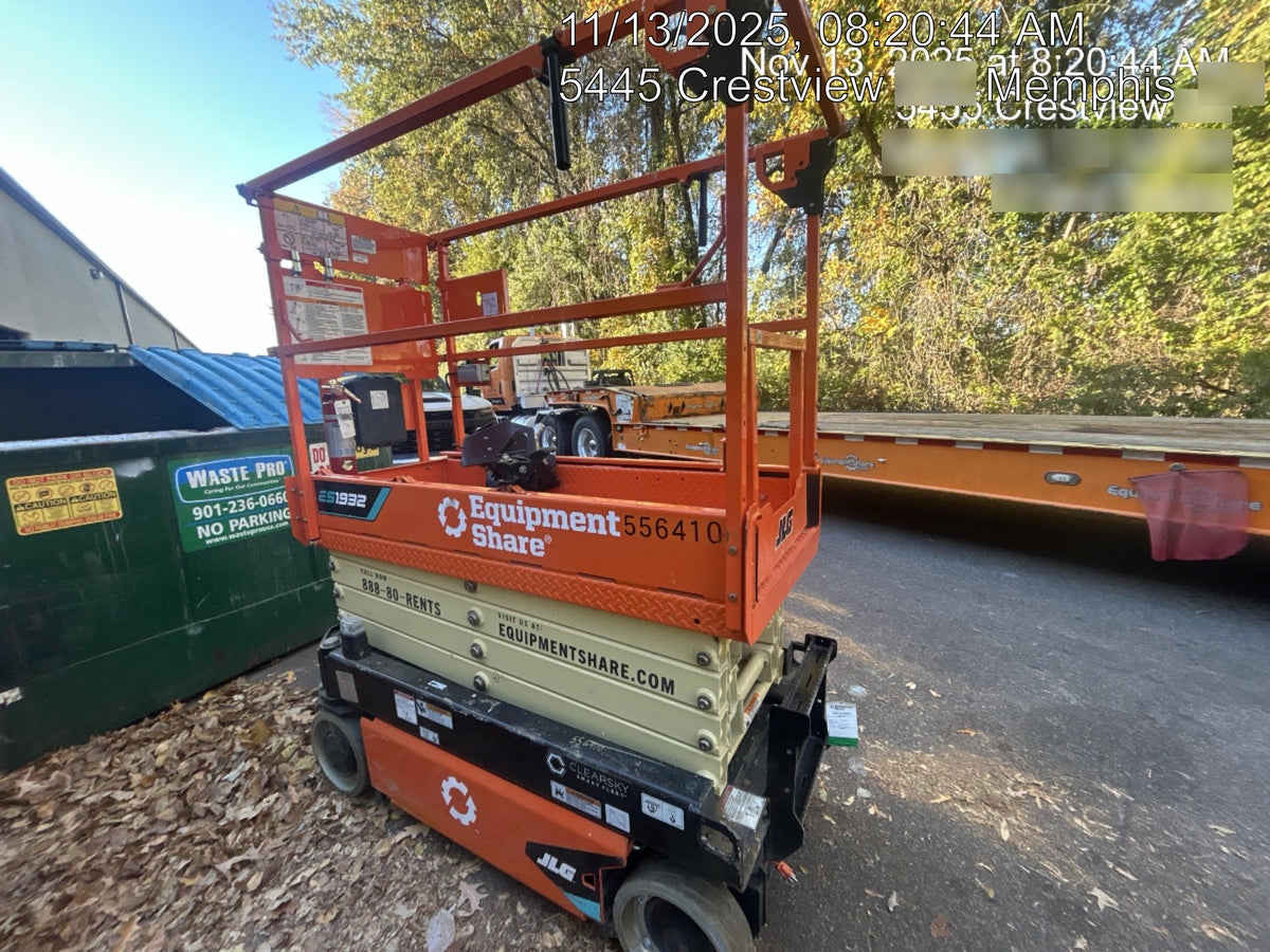 2025 JLG ES1932