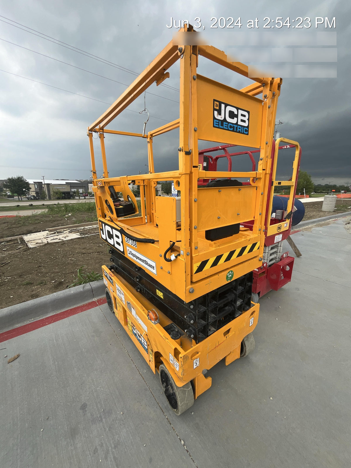 2024 JCB S1932E