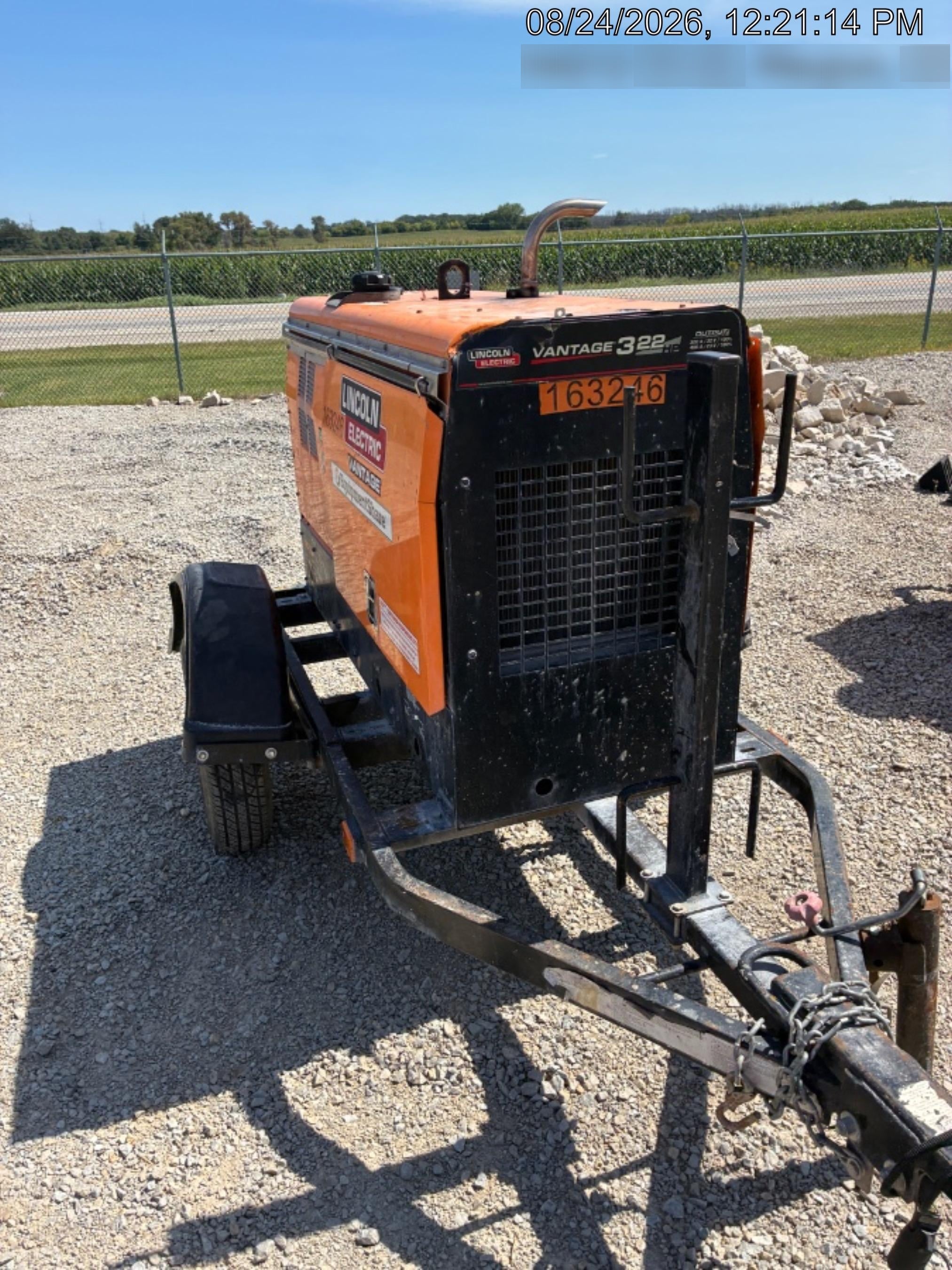 2021 Lincoln Electric Vantage 322 Vantage 322 Ready Pak 3 w/ Decals, ORANGE (includes trailer, cable rack, fender light kit) NO Telematics