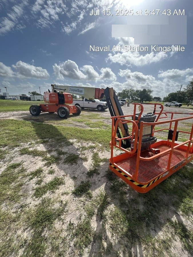 2022 JLG 860SJ