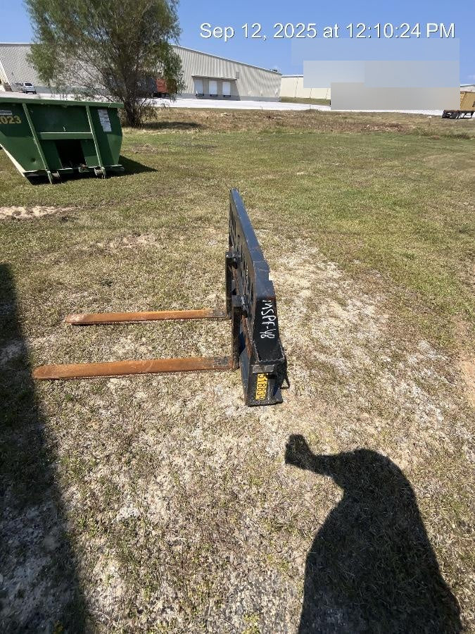 2024 SOLESBEE 48" Pallet Forks - Solesbee