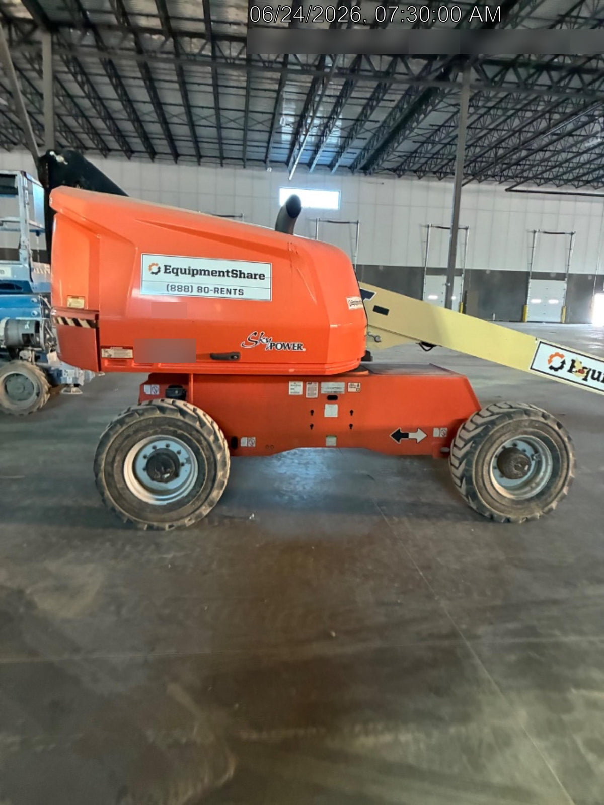 2020 JLG 400S