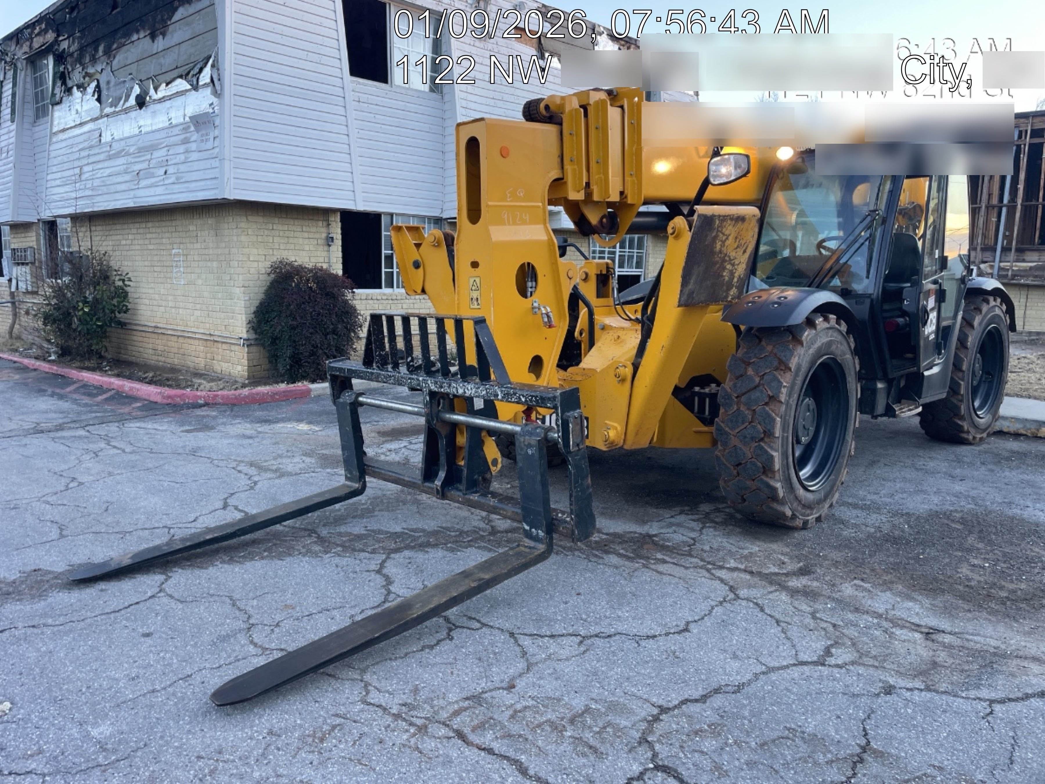 2023 JCB 512-56