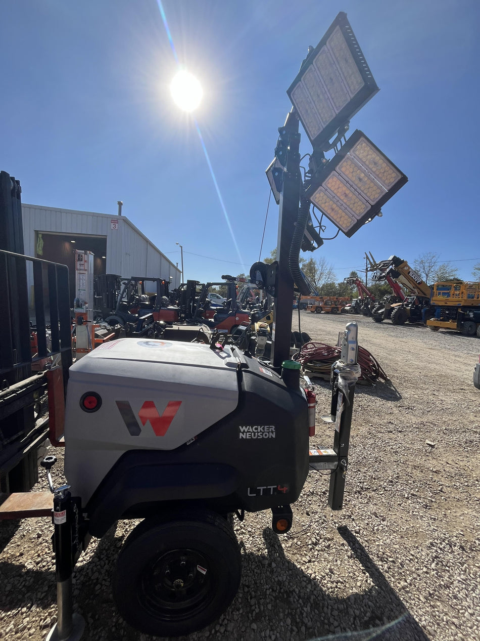 2024 Wacker Neuson LTT4 Diesel, Kohler KDW702, Deep Sea Controller, Auto Start, LED 320W, Bypass Outlet, T3