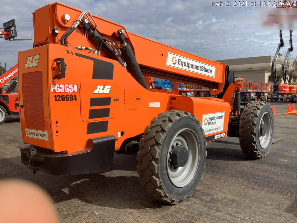 2021 SKYTRAK 8042