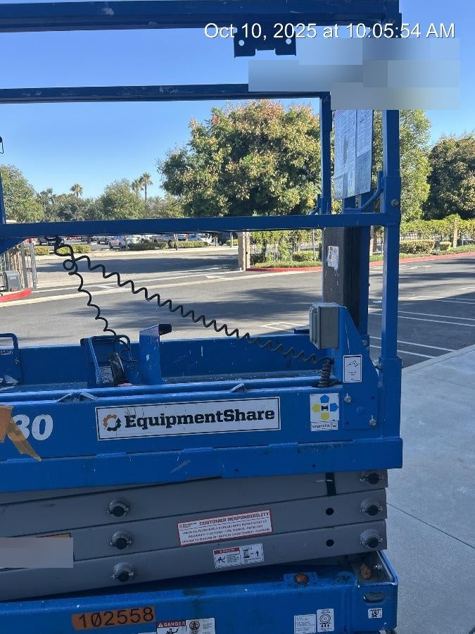 2020 Genie GS-1930 Solid Non Marking Tires, Beacon, Folding rails with half height swing gate, 800W Inverter