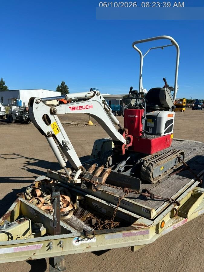 2023 TAKEUCHI TB210R