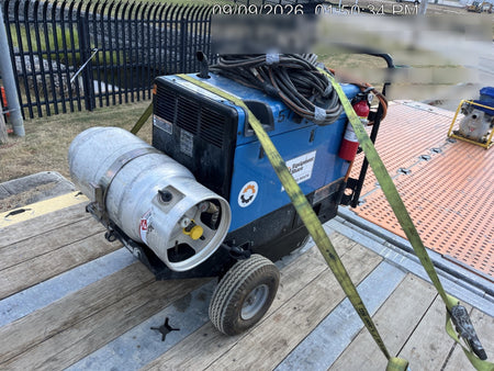 2019 Miller Electric BOBCAT 250 951600 PKG-250 amp Propane Welder, Standard w/Running Gear, Bracket, Hose"250 amp Propane Welder, Standard w/Running Gear, Bracket, Hose