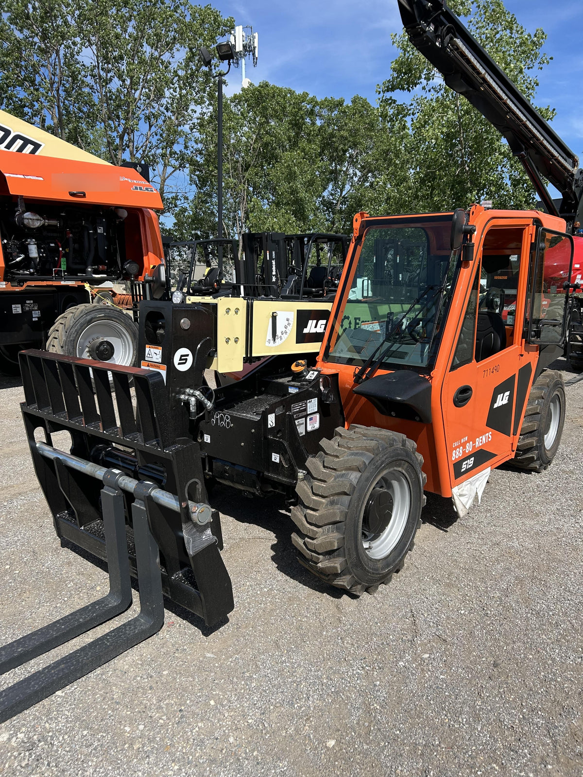 2026 JLG 519