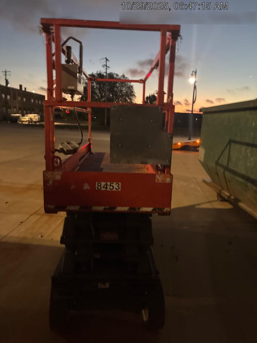 2018 Skyjack SJIII-3226 Skyjack SJIII3226 Scissor Lift w/Trojan Batteries