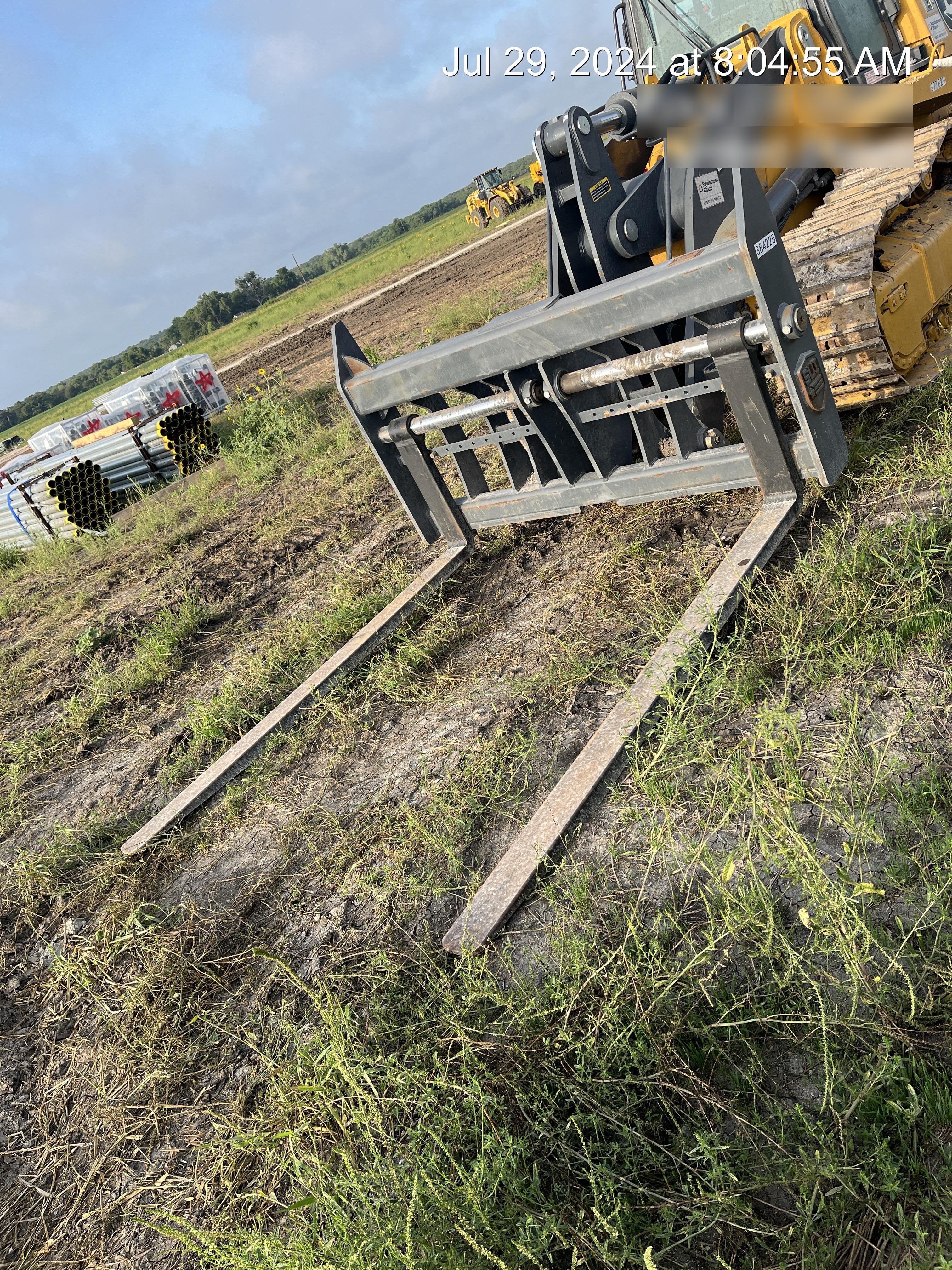 2024 STEEL UNLIMITED 96" Carriage Track High Loader