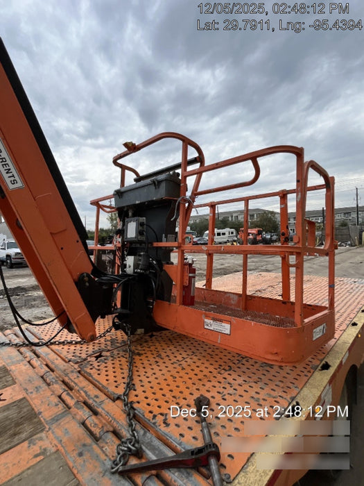 2019 JLG 800AJ