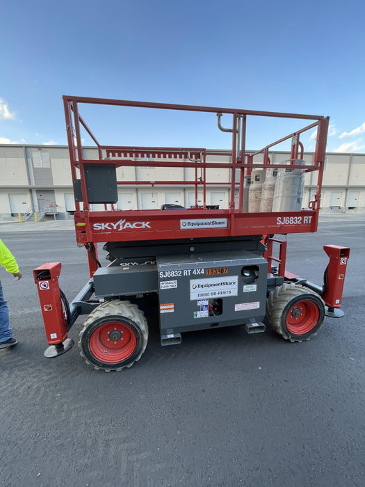 2021 SKYJACK SJ6832 RT