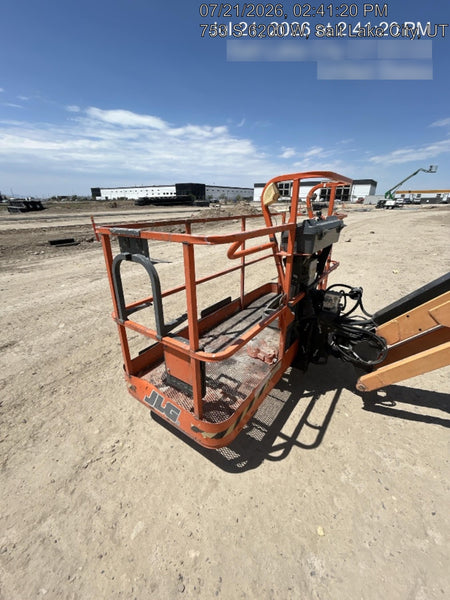 2022 JLG 660SJ