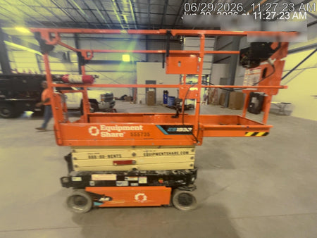 2025 JLG ES1932