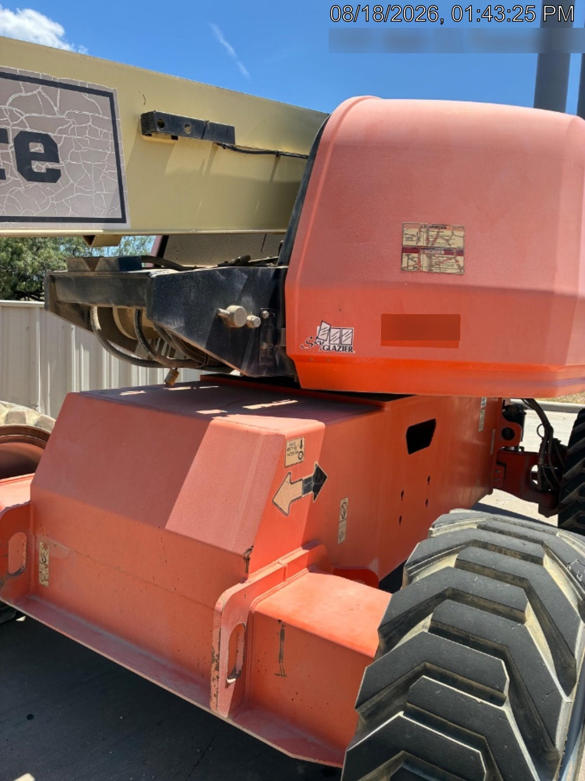 2019 JLG 660SJ