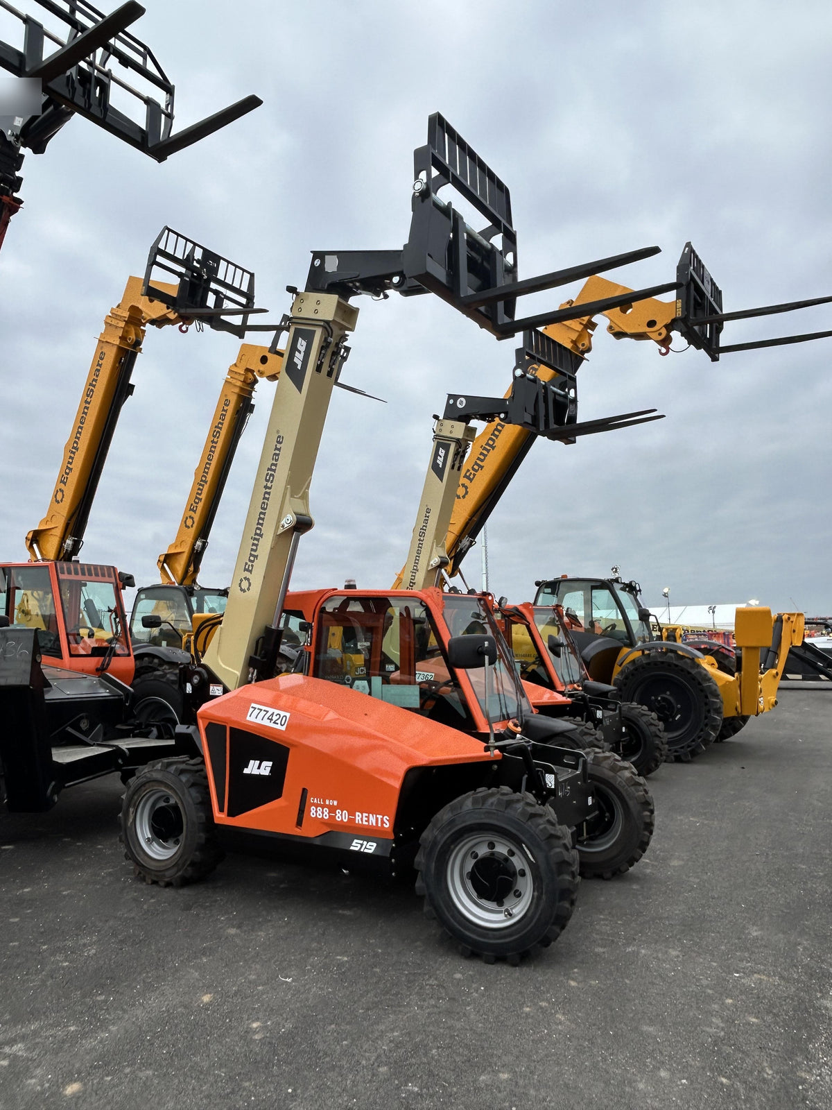 2026 JLG 519