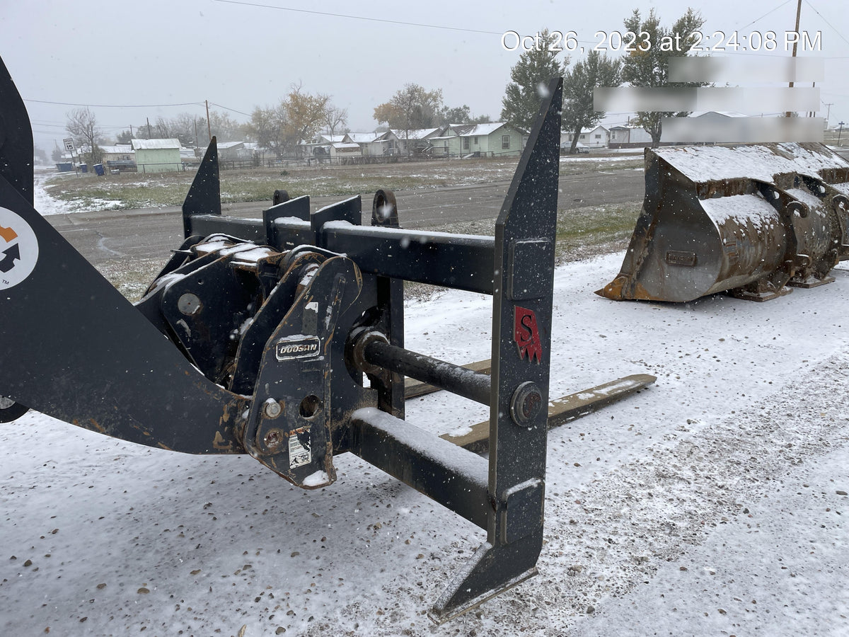 2022 SOLESBEE 96" Loader Fork Carriage - Solesbee