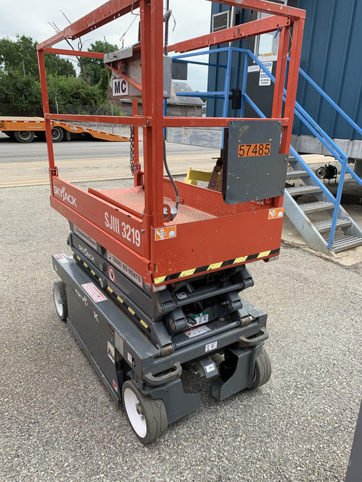 2017 Skyjack SJIII-3219 Standard Rental Specs